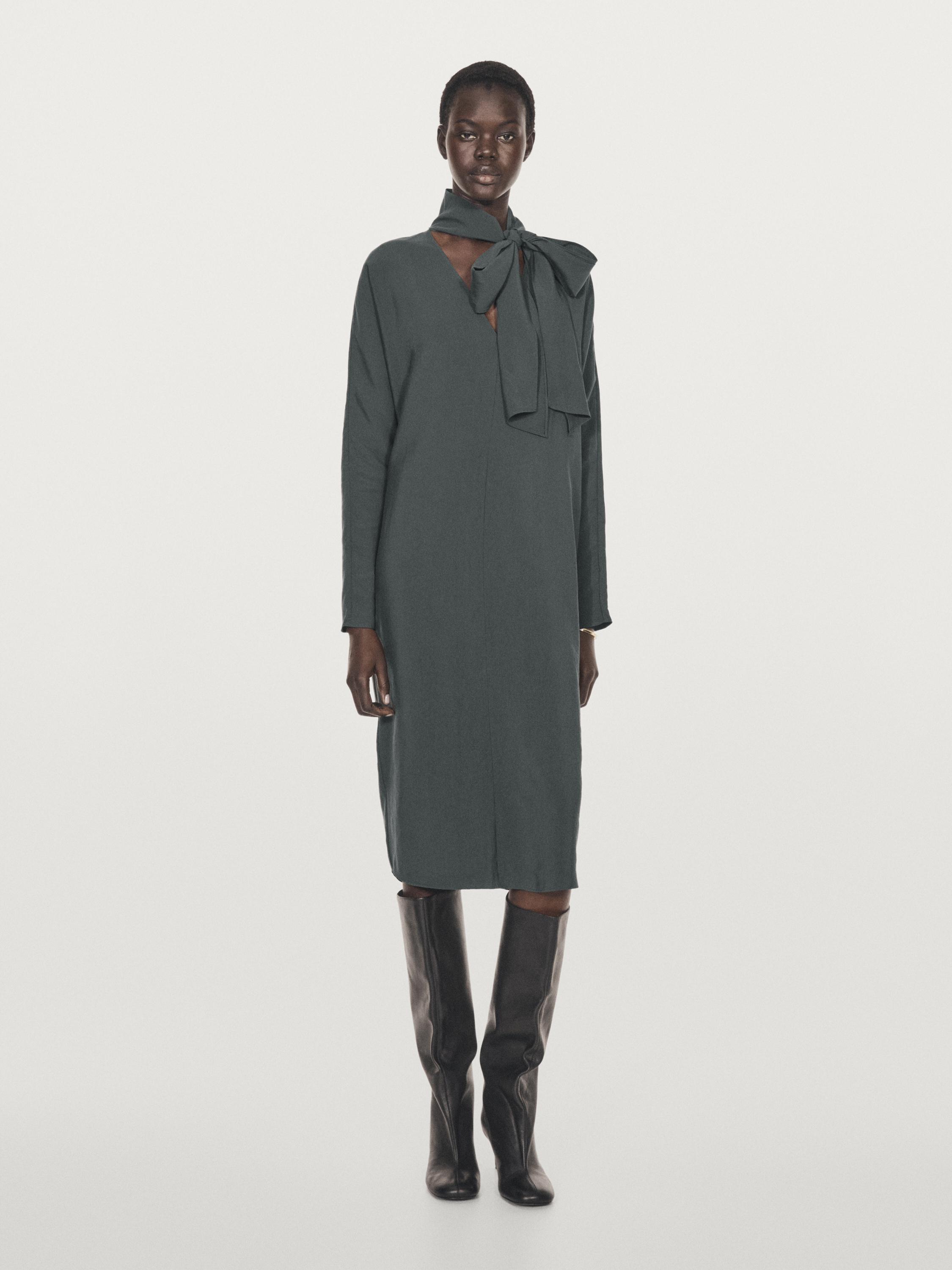 V-neckline midi dress with tie detail